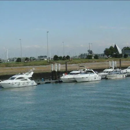 Vakantiehuis Chris De Panne Comfortable *