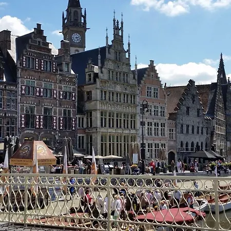 Chris De Panne Comfortable Σπίτι διακοπών